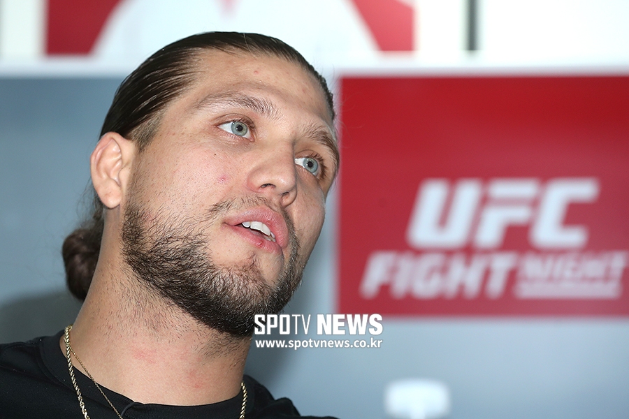 [포토S] 한국 찾은 UFC 세계 랭킹 2위 오르테가