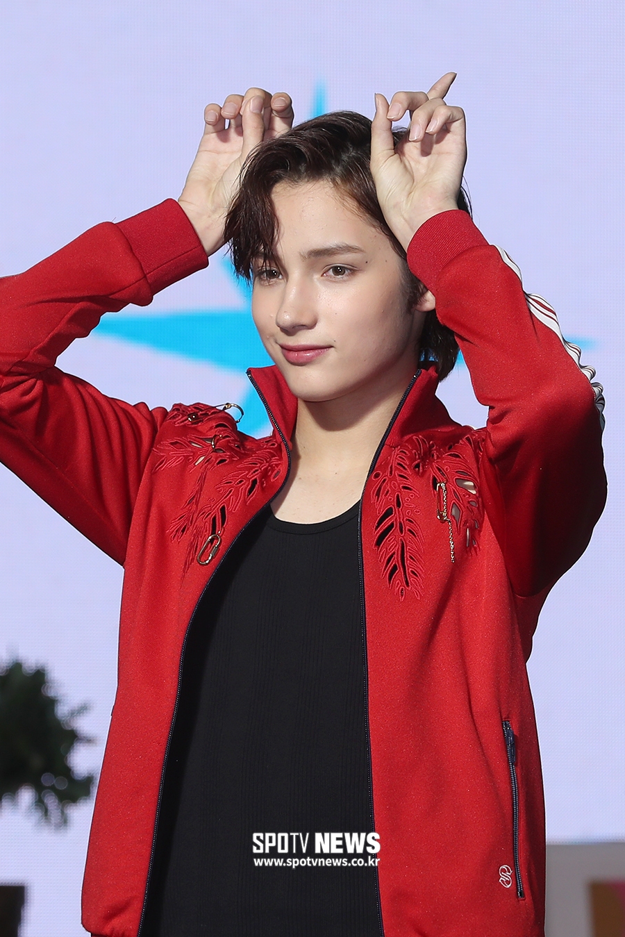 [포토S] TXT 휴닝카이, '뿔났어요'