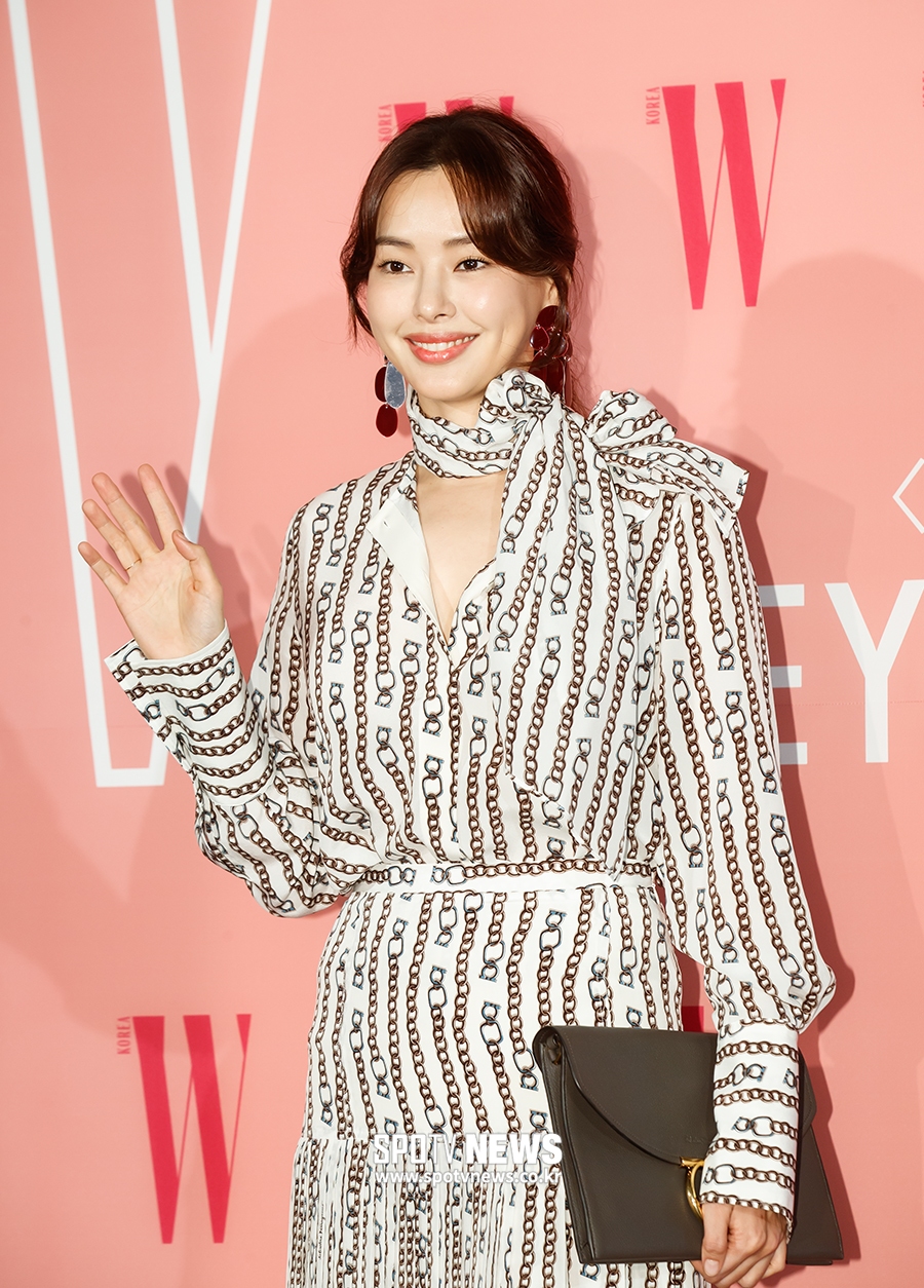[포토S] 이하늬, 매혹적인 보조개 미소