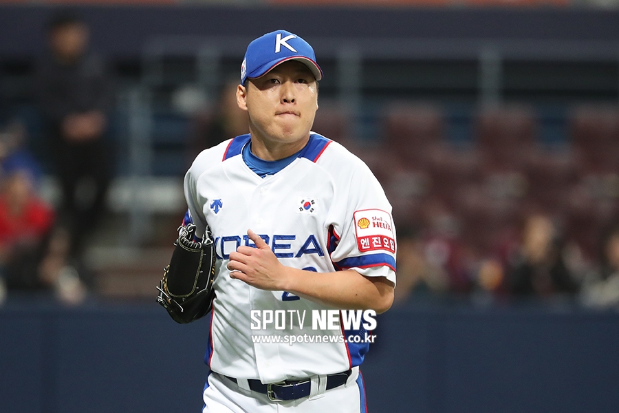 [포토S] 더그아웃으로 향하는 차우찬