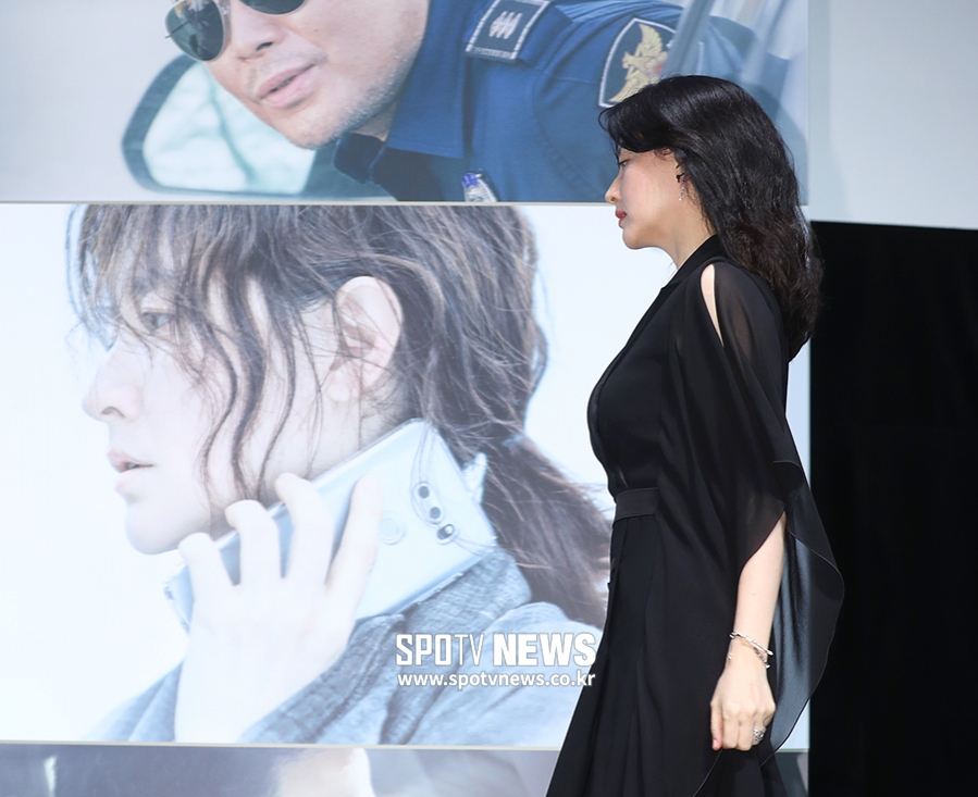 [포토S] 이영애, '그녀의 등장만으로 공기가 바뀐다'