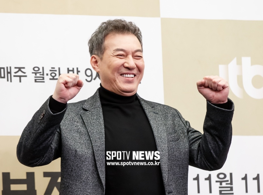 '보좌관2' 김갑수 "극중 법무장관 됐는데, 법무장관 사건이 터졌다"