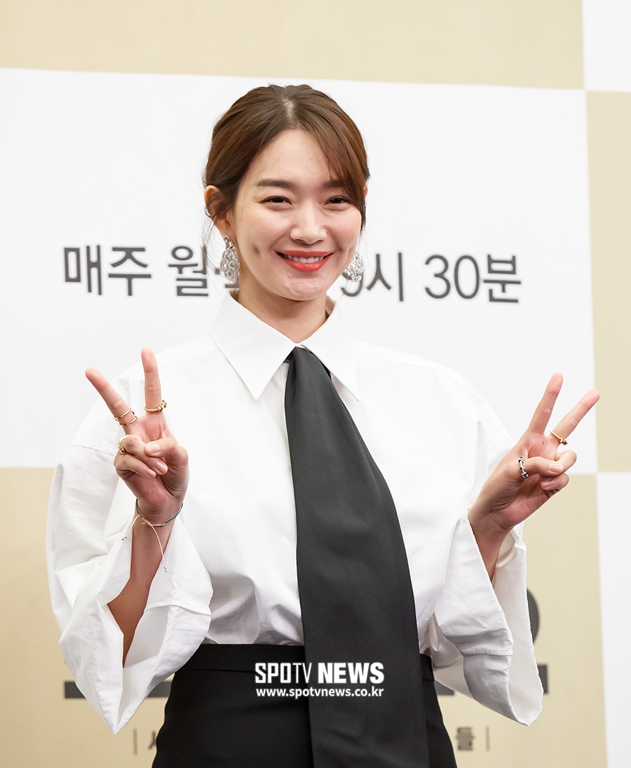 [포토S] 신민아, '귀요미' 국회의원