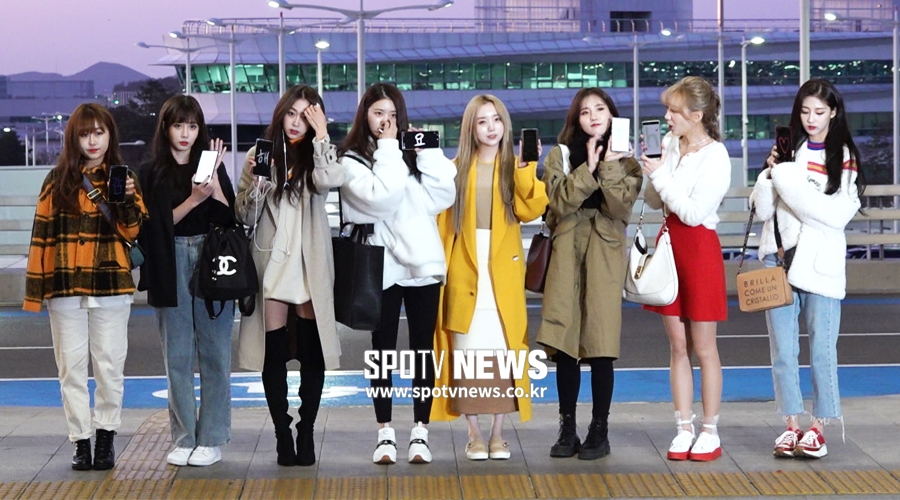 러블리즈, 사랑둥이들이 준비한 공항 깜짝 이벤트 [공항패션]