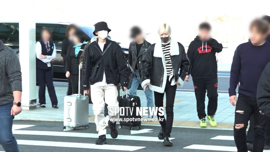 슈퍼엠 태민·백현, K팝 이끄는 월드스타의 출국길 [공항패션]