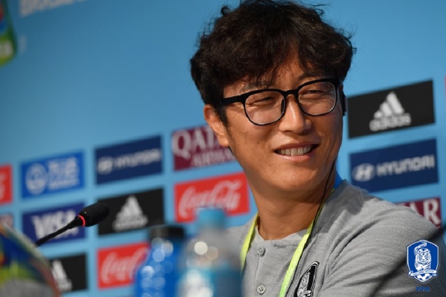 'U-17 WC 8강서 멈춘' 김정수 "3년 함께 준비한 선수들 고마워, 최선 다했다"