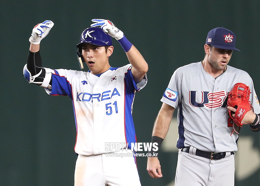 [포토S] 3안타 이정후, 이래서 야구 천재