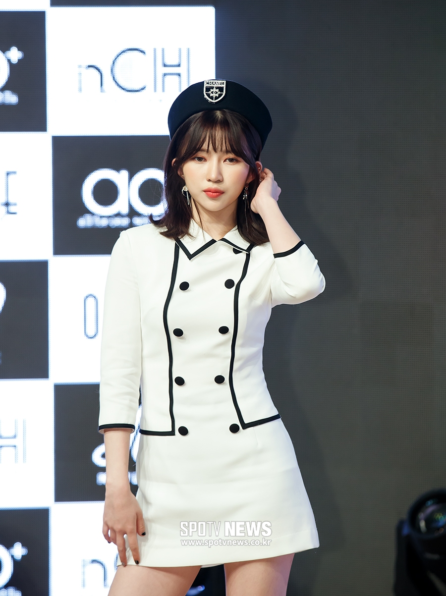 [포토S] 네이처 로하, 섹시한 눈빛
