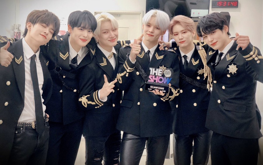 [SPO★톡] '데뷔 후 첫 1위' 빅톤 "이제 꽃길만 걷자"