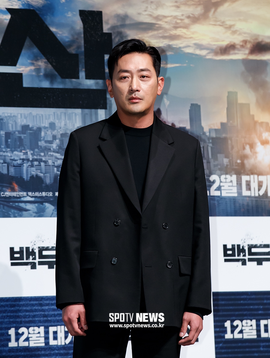 [포토S] 하정우, 시크한 표정