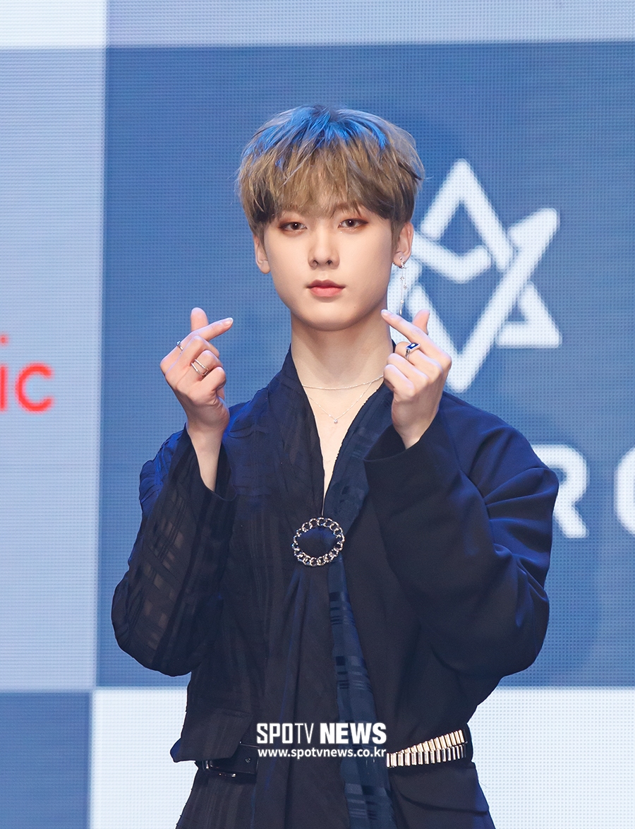 [포토S] 아스트로 윤산하, 활짝 핀 막내의 외모