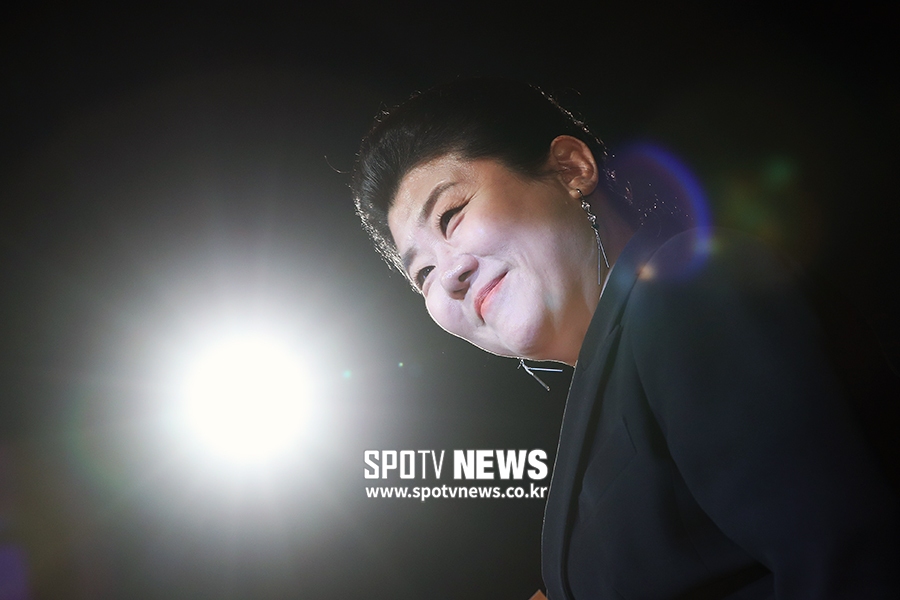 [포토S] 요즘 '대세' 이정은의 미소
