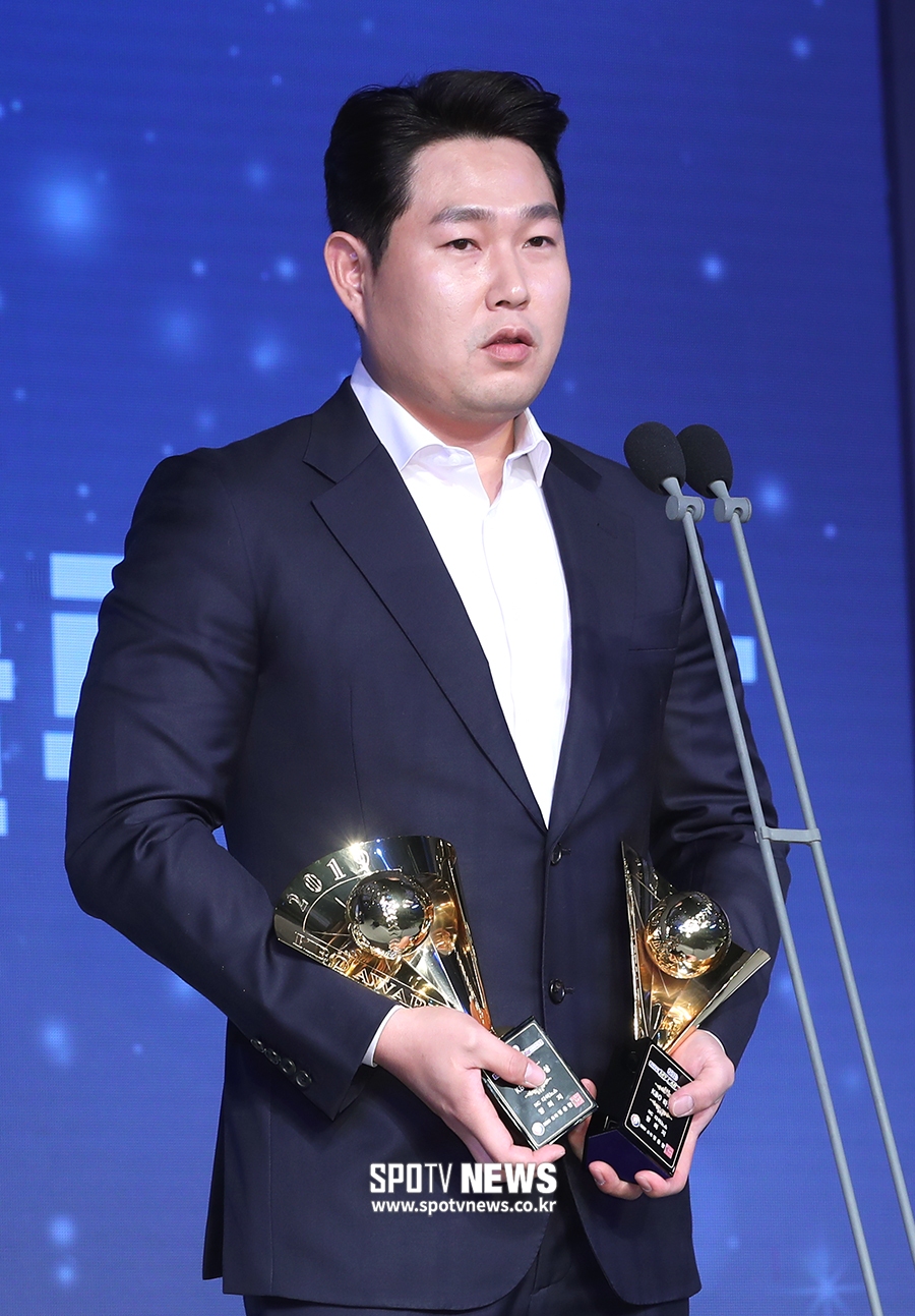 [포토S] 양의지, KBO 3관왕의 주인공!