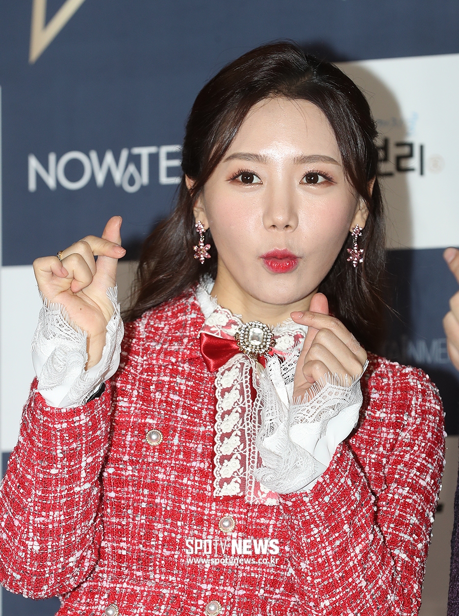 [포토S] 송하예, 하트 뿅뿅!