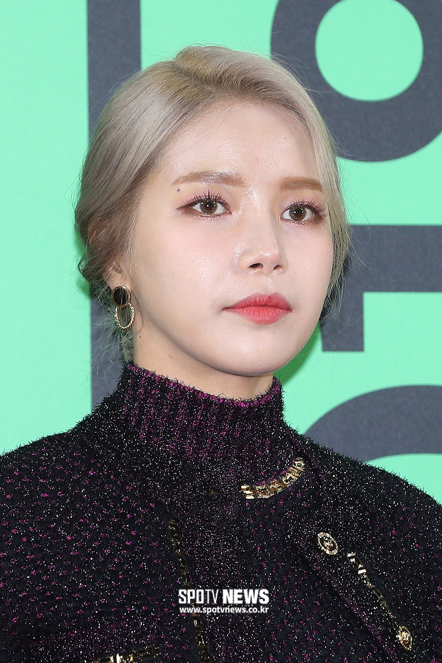 [포토S] 마마무 솔라, 작은 얼굴에 꽉 찬 이목구비