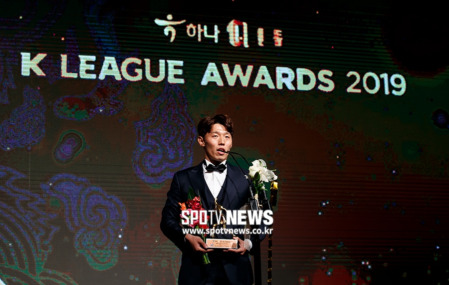 [포토S] 김보경, 생애 첫 MVP