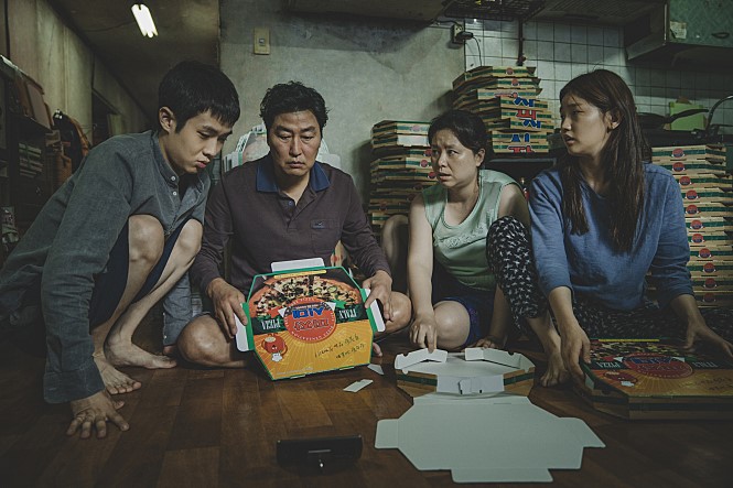 '기생충', 美도 사로잡다…전미비평가협회 최우수외국어영화상 수상