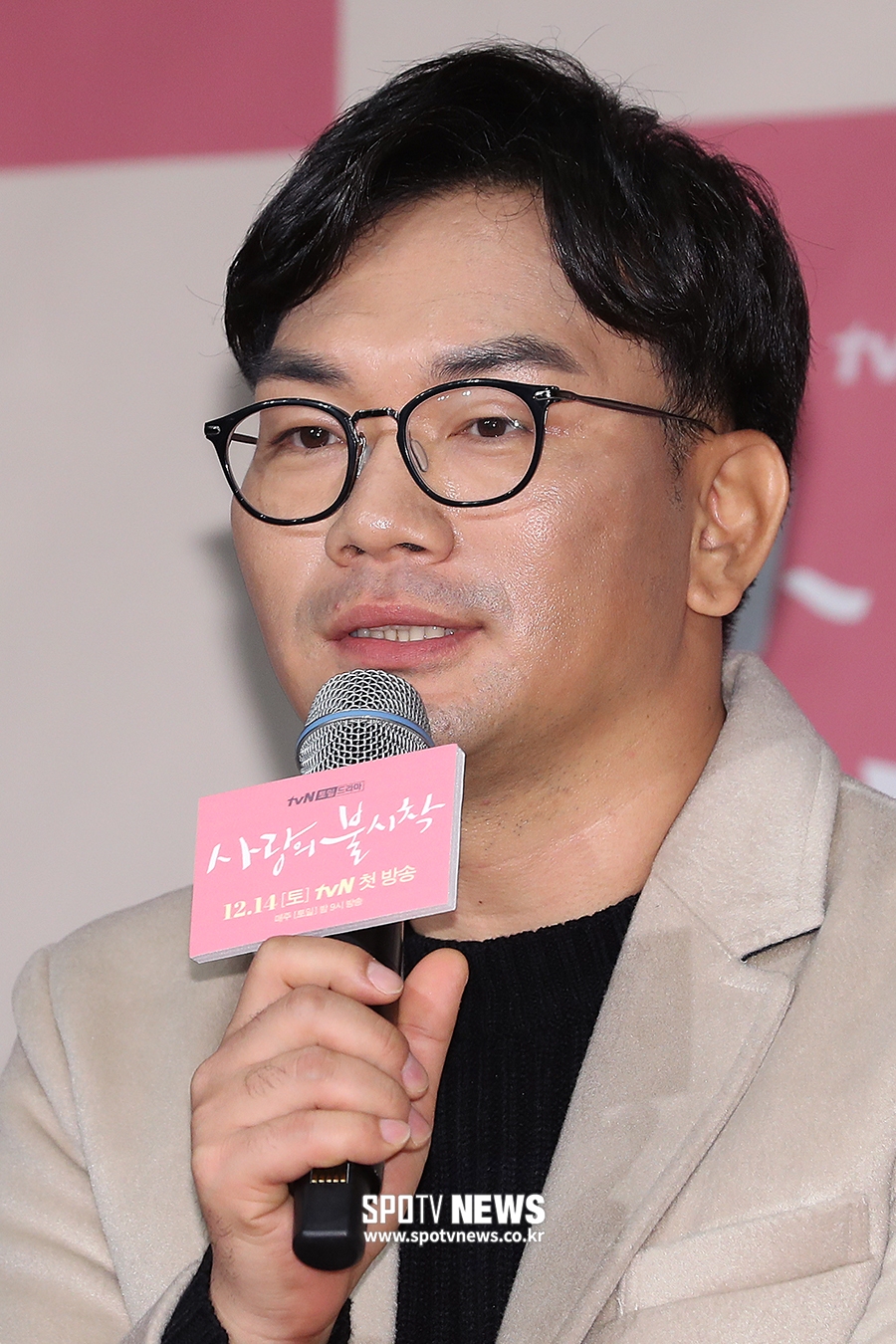 [포토S] 인사말 하는 이정효 감독