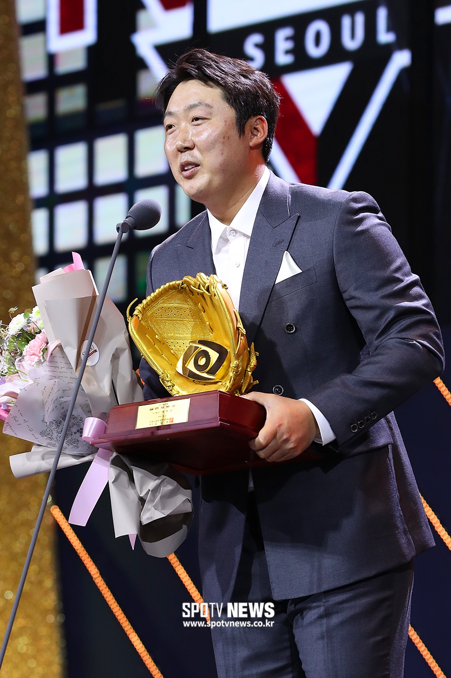 [포토S] '골든포토상' 배영수, "선수로서 마지막으로 받는 상이네요"