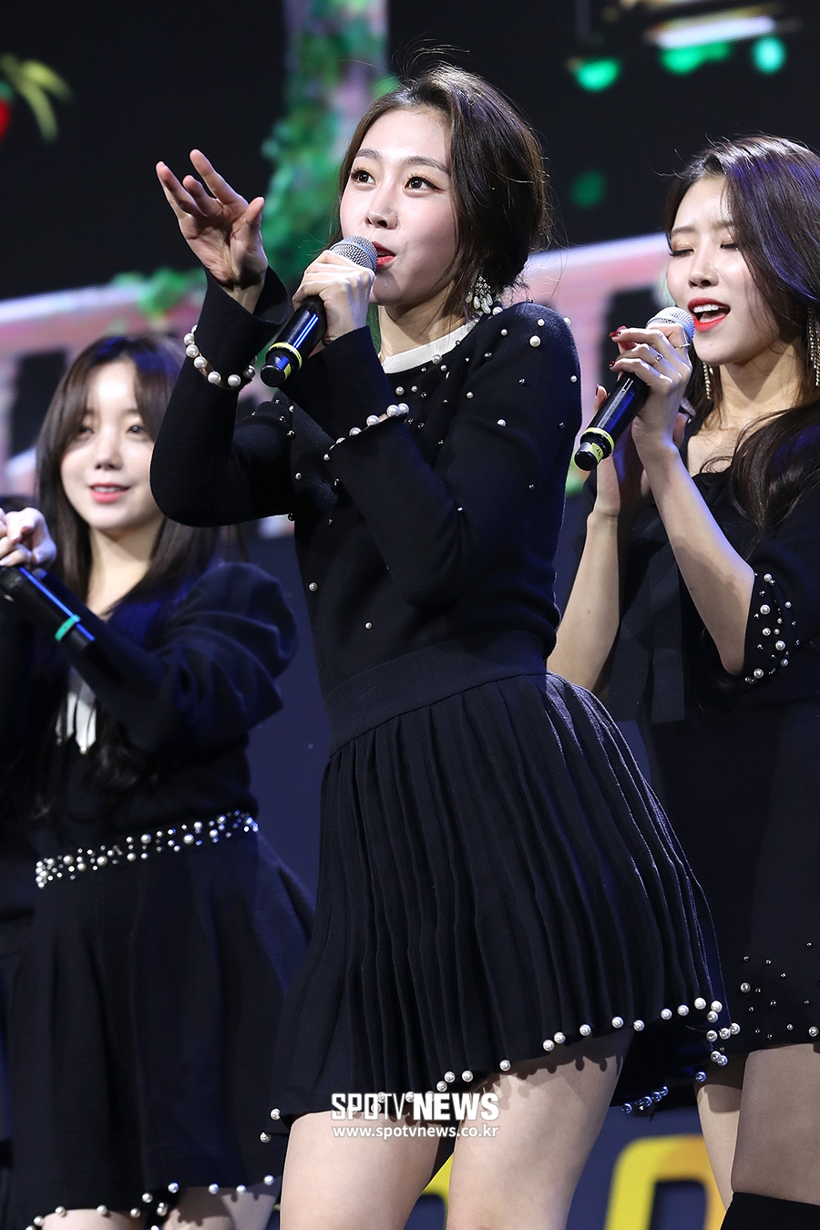 [포토S] 러블리즈 서지수, 빠져드는 손짓
