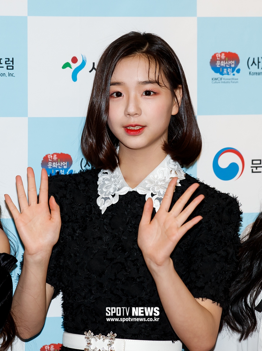 [포토S] 보니하니 채연, 씩씩한 표정으로 사진 촬영