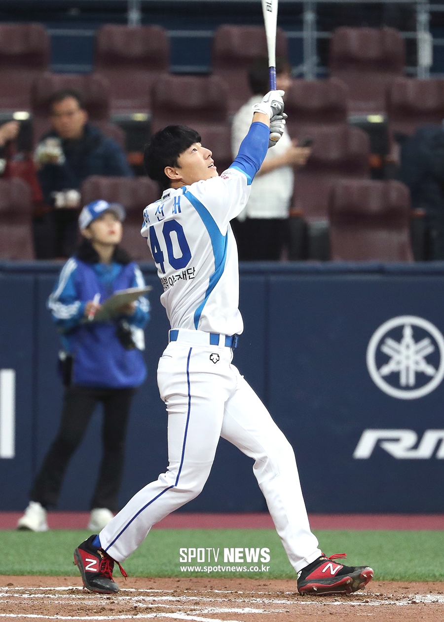 [포토S] 한선태, 오늘은 홈런 타자!