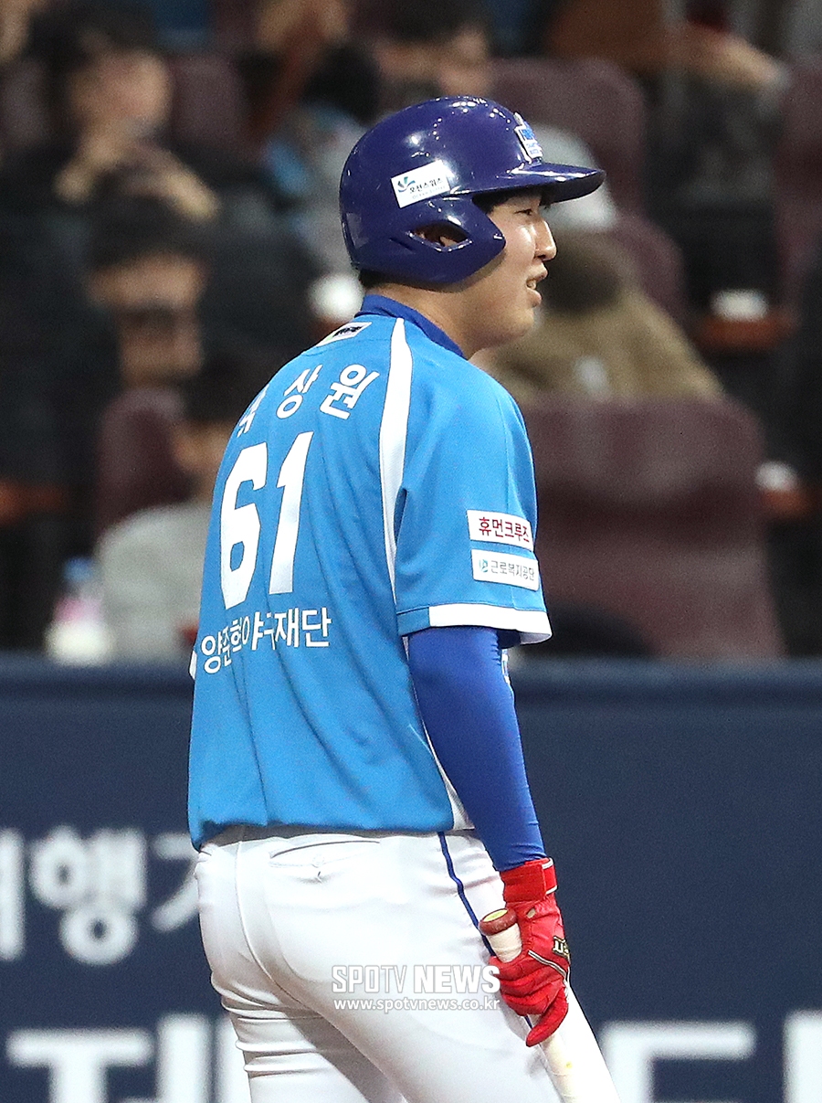 [포토S] 박상원, 아꼈던 동생 김성훈의 등 번호 61번을 달고