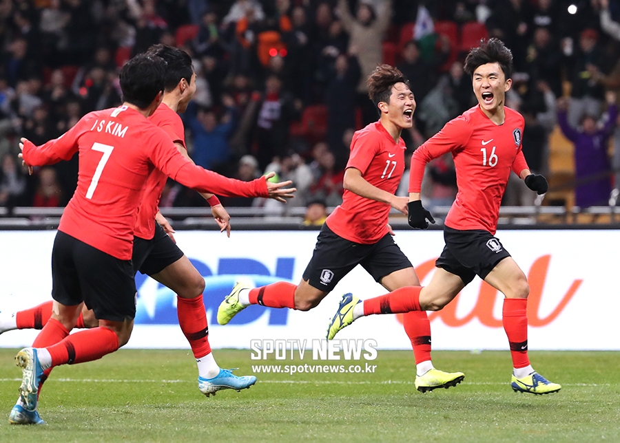 [포토S] 황인범, 한일전 선제골의 주인공!