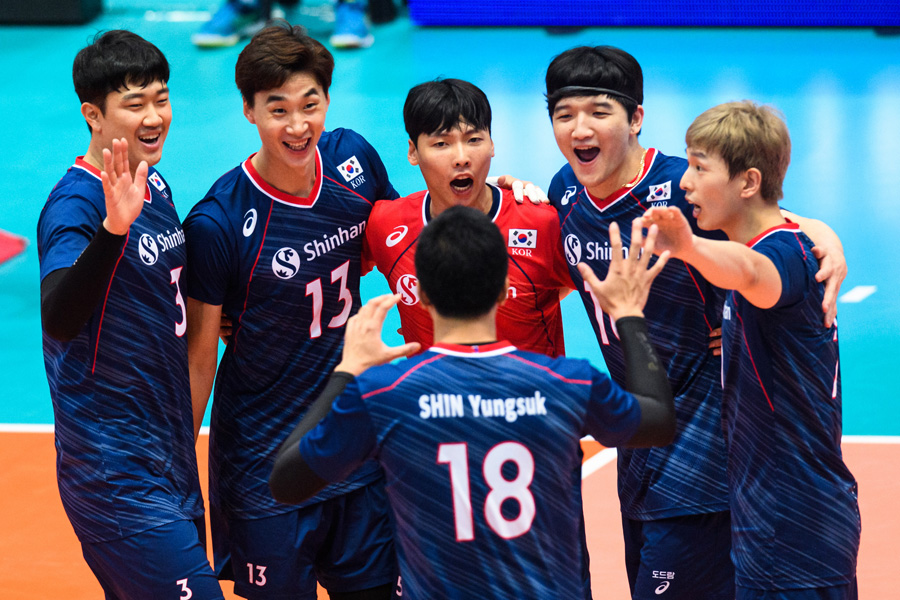 위기의 한국 男 배구, 간절한 마음으로 '20년 만의 기적' 도전