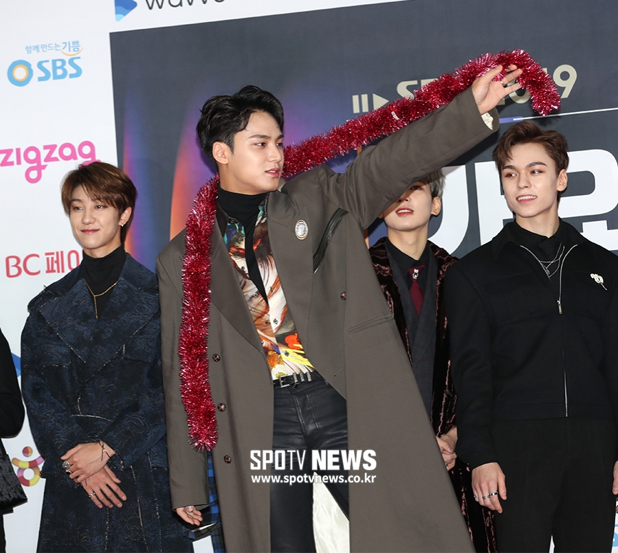 [포토S] 세븐틴 민규, 크리스마스니까