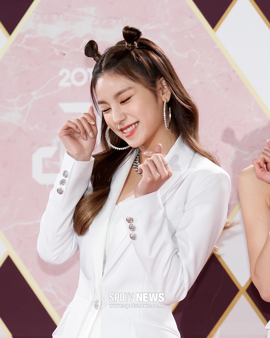 [포토S] 있지 예지, 청량미 느껴지는 미소