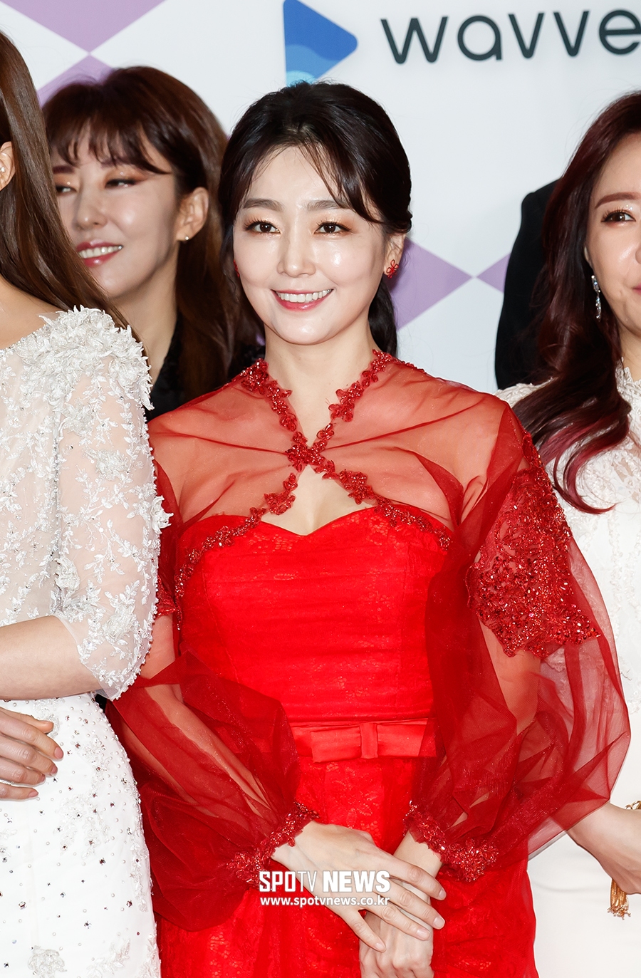 [포토S] 이연수, 화려한 붉은 드레스