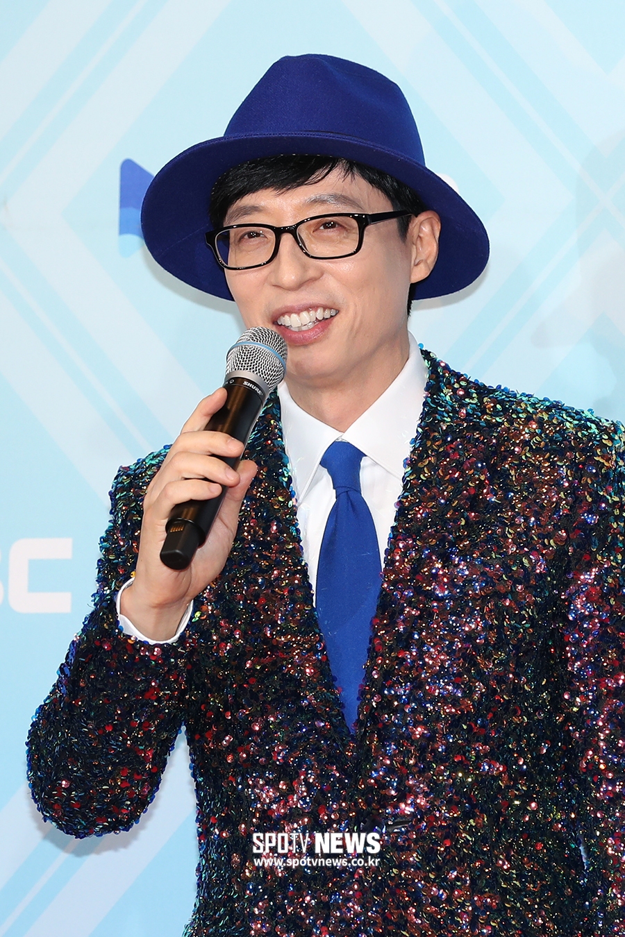 [포토S] 진짜 신인상 받은 유산슬