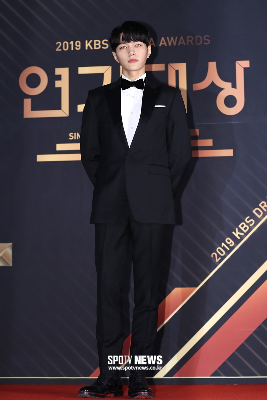 [포토S] 김명수, '슈트가 잘 어울려'