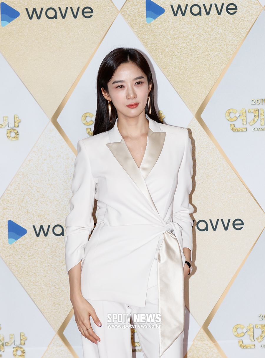 [포토S] 이청아, 강렬한 눈빛