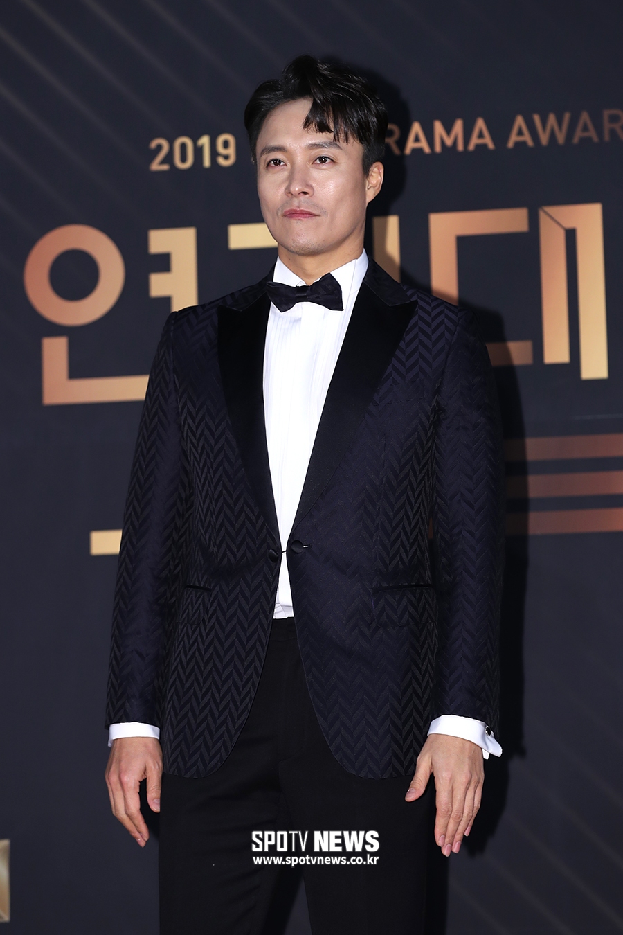 [포토S] 최대철, 다부진 표정