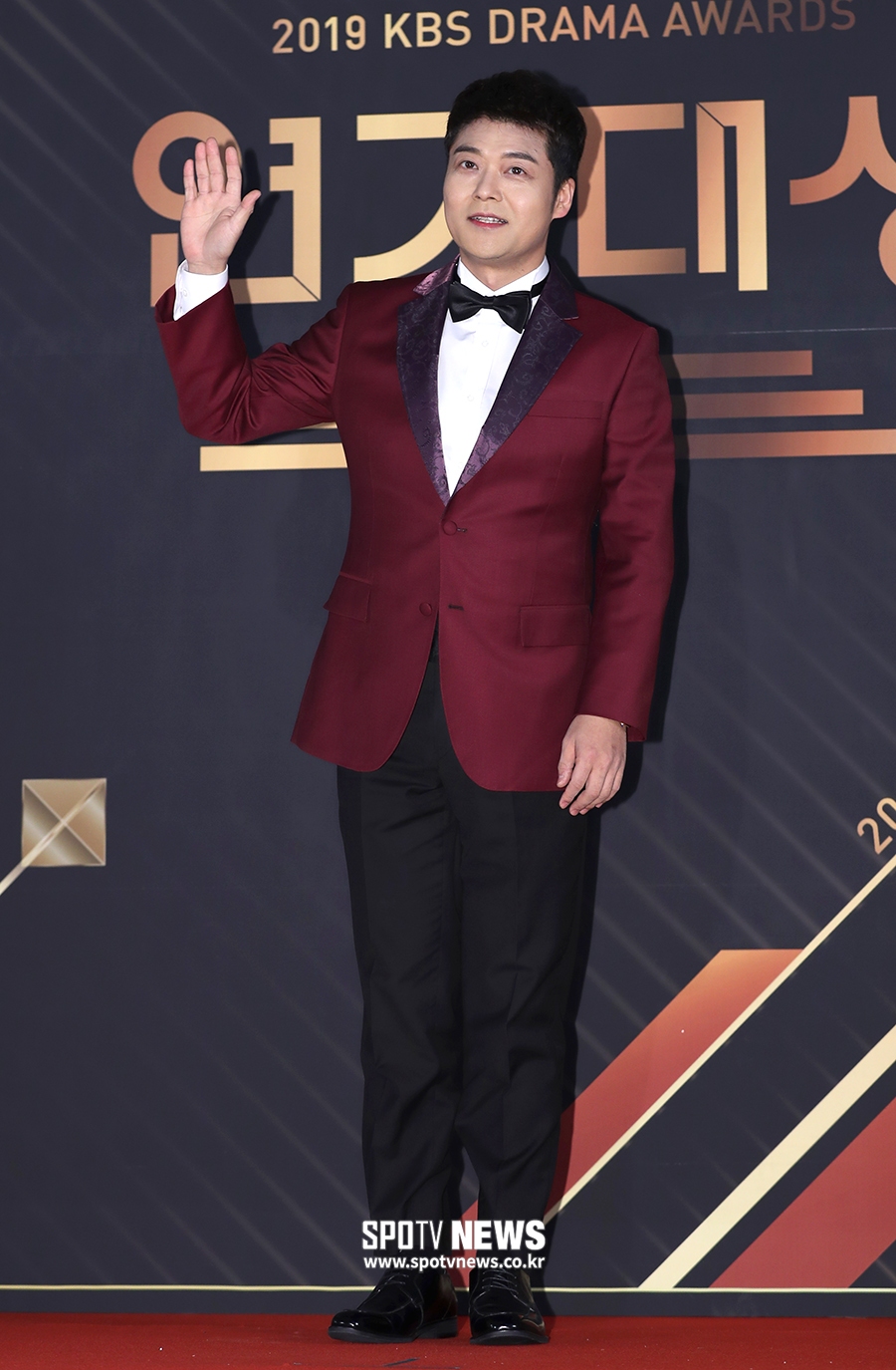 [포토S] 전현무, '사회를 맡았어요'