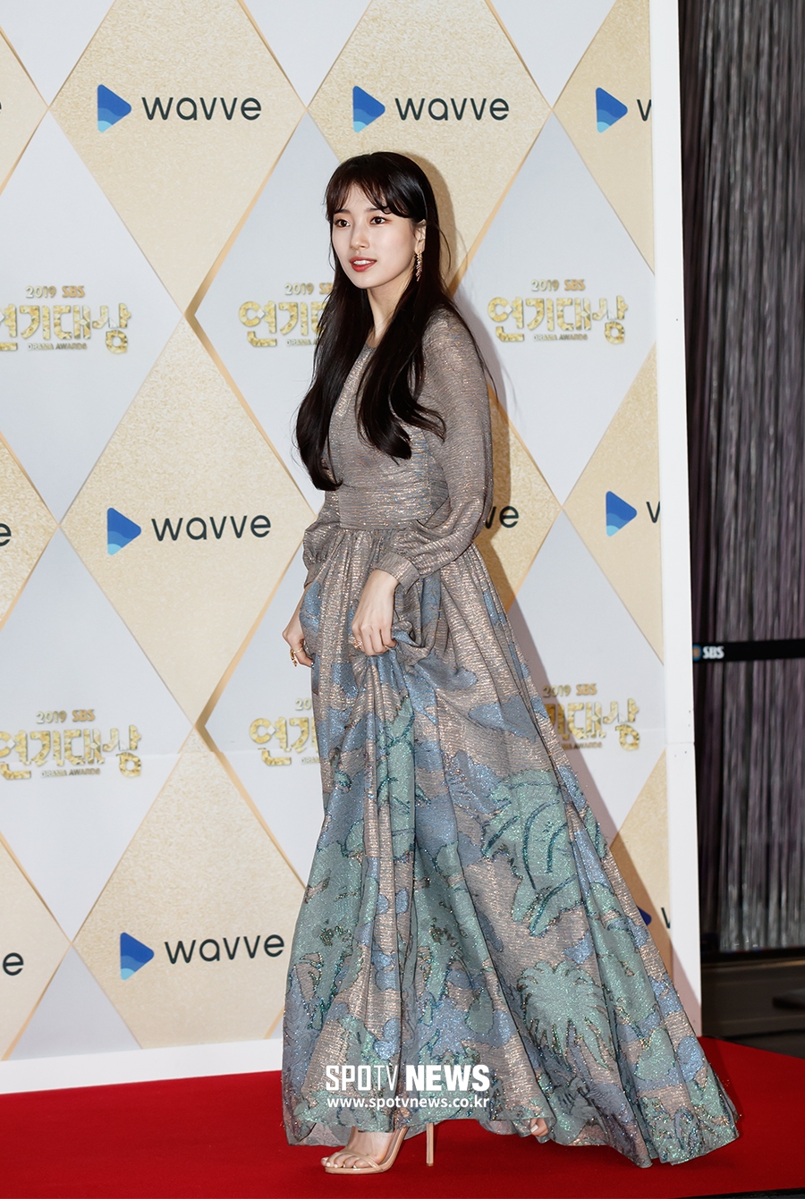 [포토S] 배수지, 등장만으로 포토월 술렁