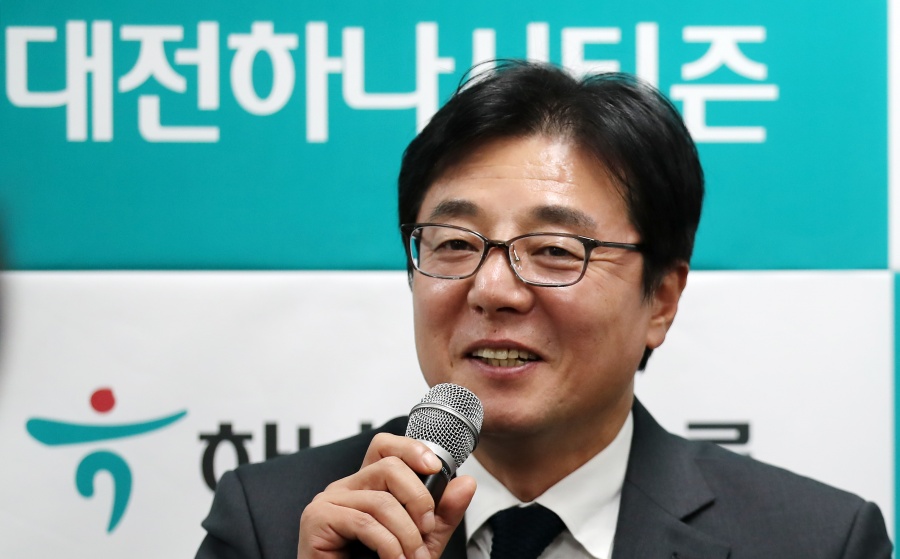 [SPO ISSUE]'K리그 험지' 대전에서 새로운 길 걷는 황선홍, 도전 결과가 궁금해