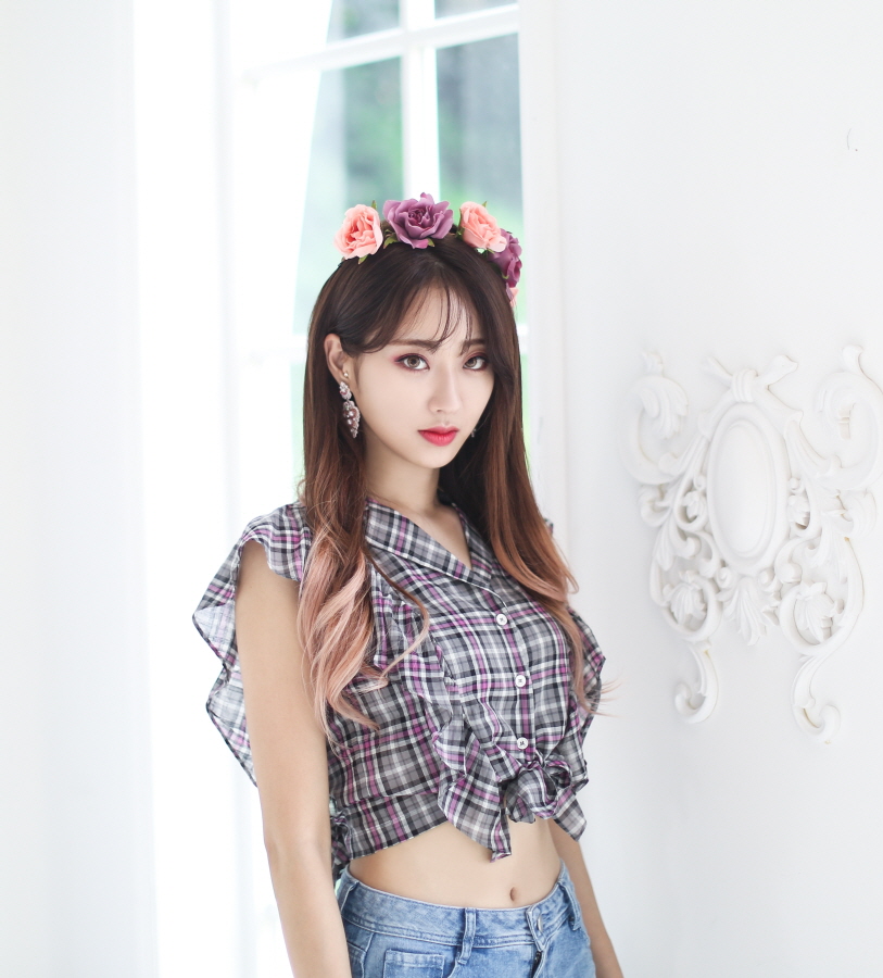 경리, YNK엔터테인먼트와 전속계약…김현주-신혜선과 한솥밥[공식]