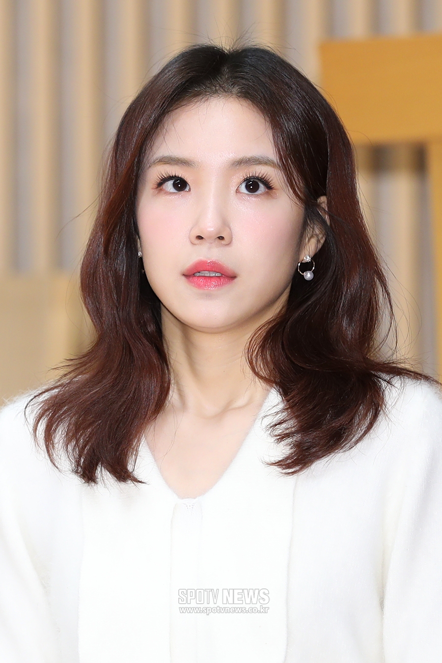 [포토S] 장예원 아나운서, 귀여운 토끼상
