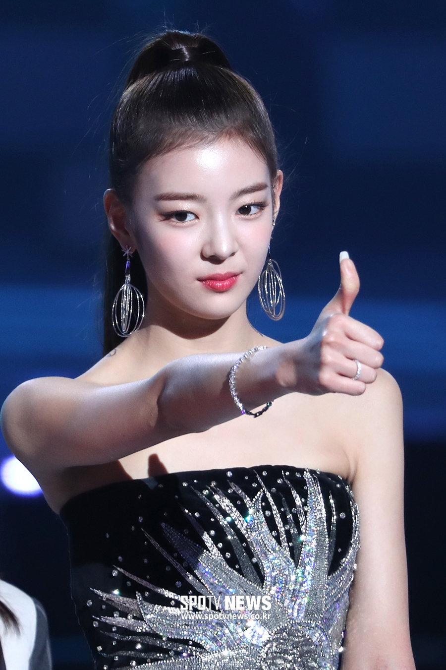 [포토S] 있지 리아, 이 미모 엄지 척