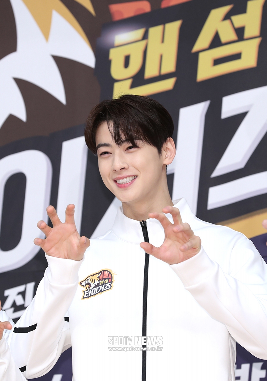 [포토S] 얼굴 천재+농구 천재=차은우