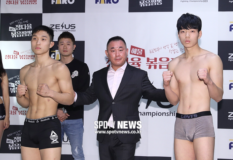 [포토S] 신재영-김동환, 긴장한 모습