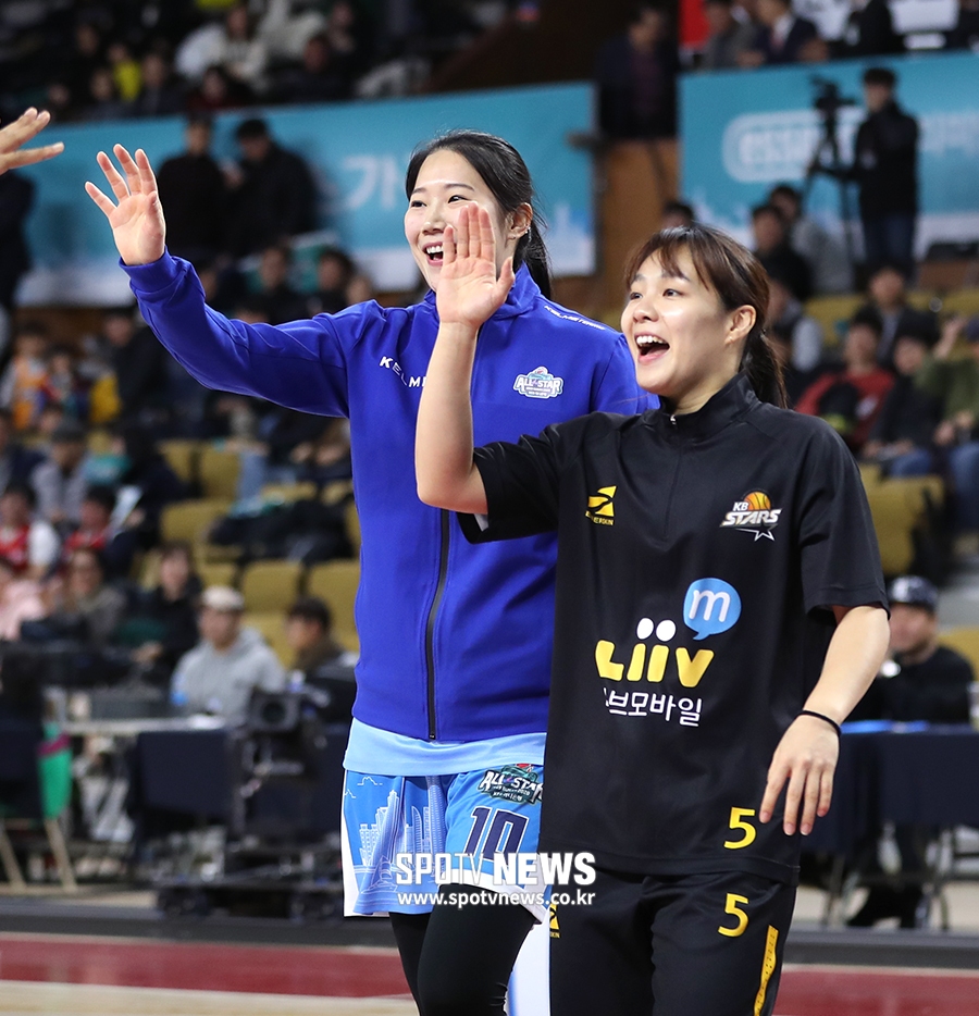 [포토S] 심성영-강아정, 3점슛 콘테스트 1,2위!