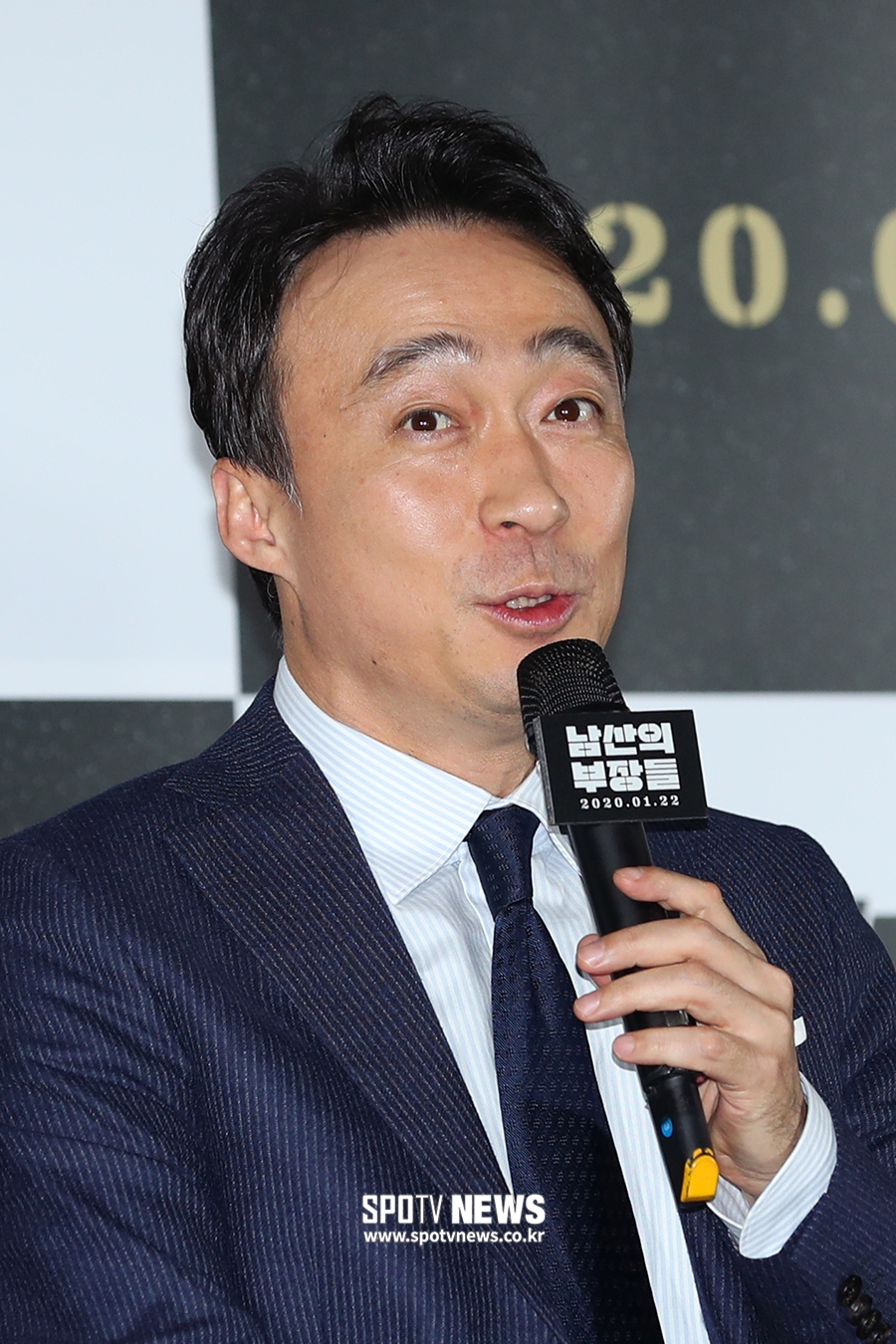 [포토S] 인사말 하는 이성민