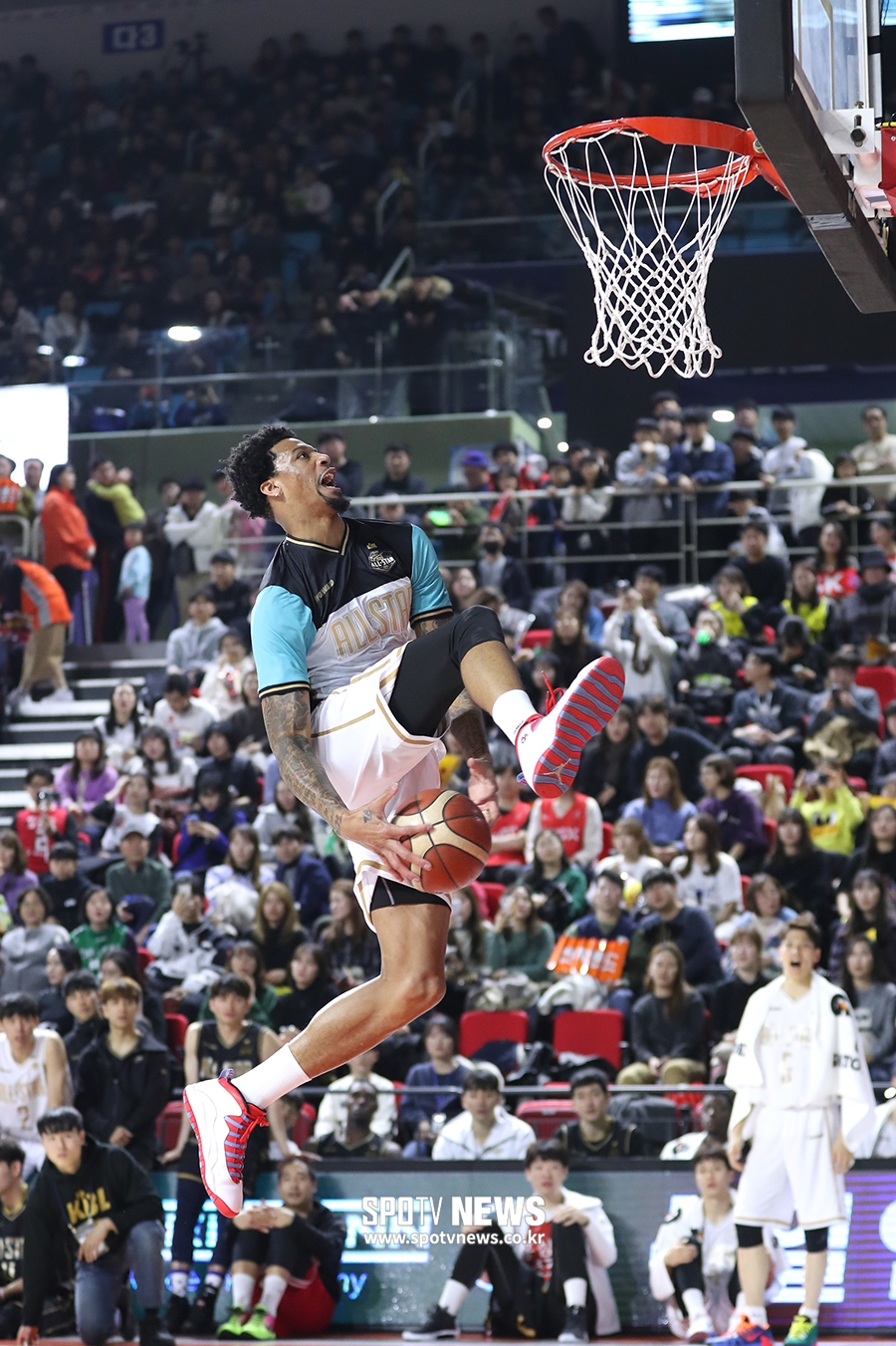 [포토S] 맥컬러, NBA 연상케 하는 덩크