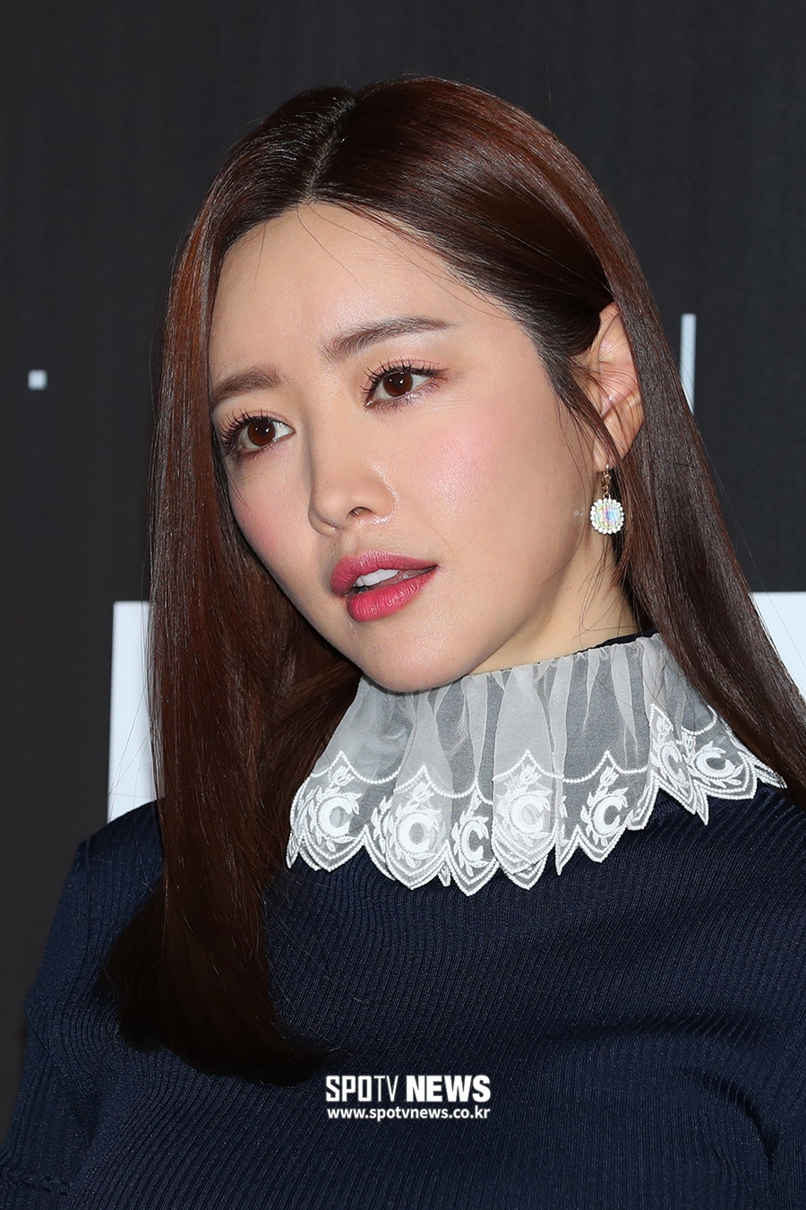 [포토S] 홍수아, 점점 달라지는 분위기