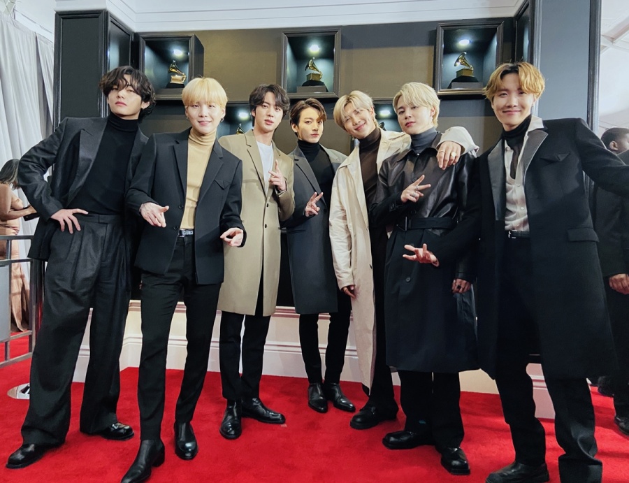 방탄소년단, 韓가수 최초 그래미 공연소감 "현실 될 줄 몰랐다…감사+행복"