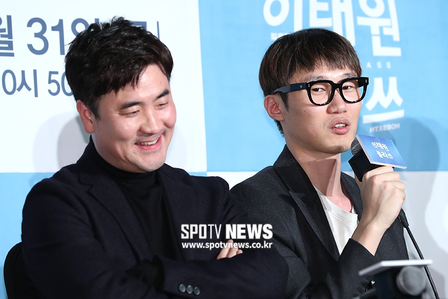 [포토S] 조광진 작가, "김성윤 감독 믿고 의지해"